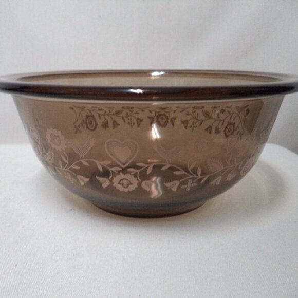 PYREX Friendship Birds Hearts Amber Brown Set 2 Nesting Mixing Bowls 322 and 323 - Picture 3 of 9